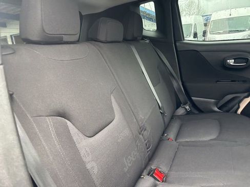 Used 2017 Jeep Renegade Sport w/ Power & Air Group image 16