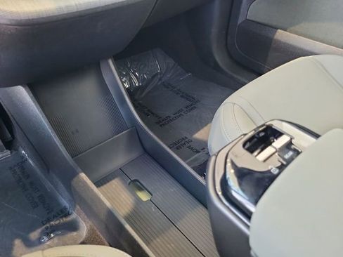 New 2026 Volvo EX30 Cross Country Ultra w/ Protection Package Premier image 24