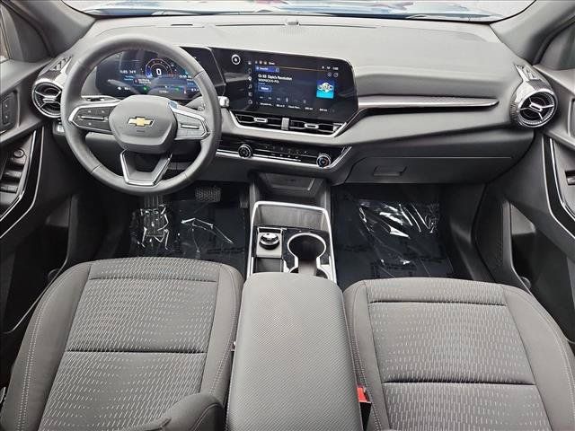 Used 2026 Chevrolet Equinox LT FWD image 24