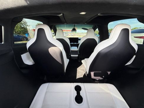 Used 2022 Tesla Model X Plaid AWD/4WD image 26