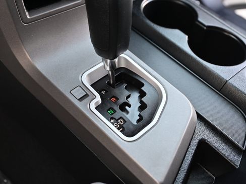 Used 2012 Toyota Tundra 2WD Double Cab image 24