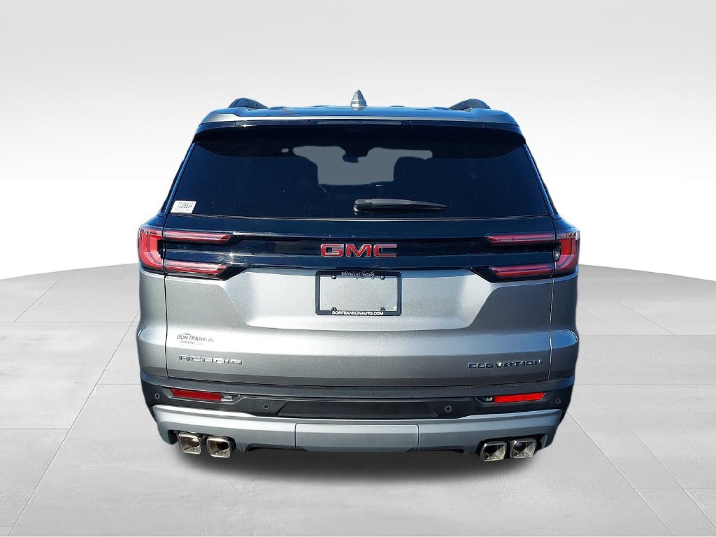 Used 2026 GMC Acadia Elevation w/ Elevation Premium Package FWD image 4
