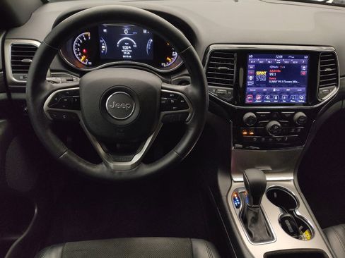 Used 2019 Jeep Grand Cherokee Altitude RWD image 22