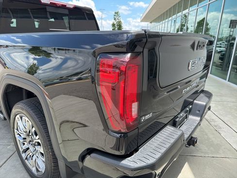 Used 2024 GMC Sierra 1500 Denali Ultimate AWD/4WD image 15