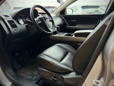 Used 2012 MAZDA CX-9 Grand Touring w/ Moonroof & Bose Audio Pkg image 8