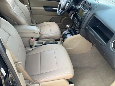 Used 2011 Jeep Compass Sport FWD image 44
