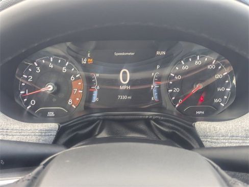 Used 2024 Jeep Compass Latitude image 11