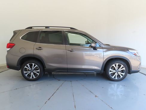 Used 2020 Subaru Forester Limited w/ Popular Package #3 AWD/4WD image 2
