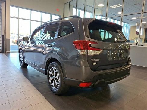 Certified 2020 Subaru Forester Premium image 4