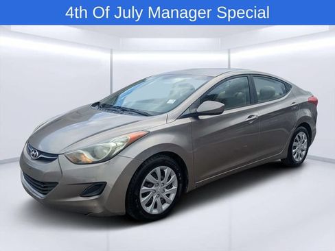 Used 2011 Hyundai Elantra GLS FWD image 7