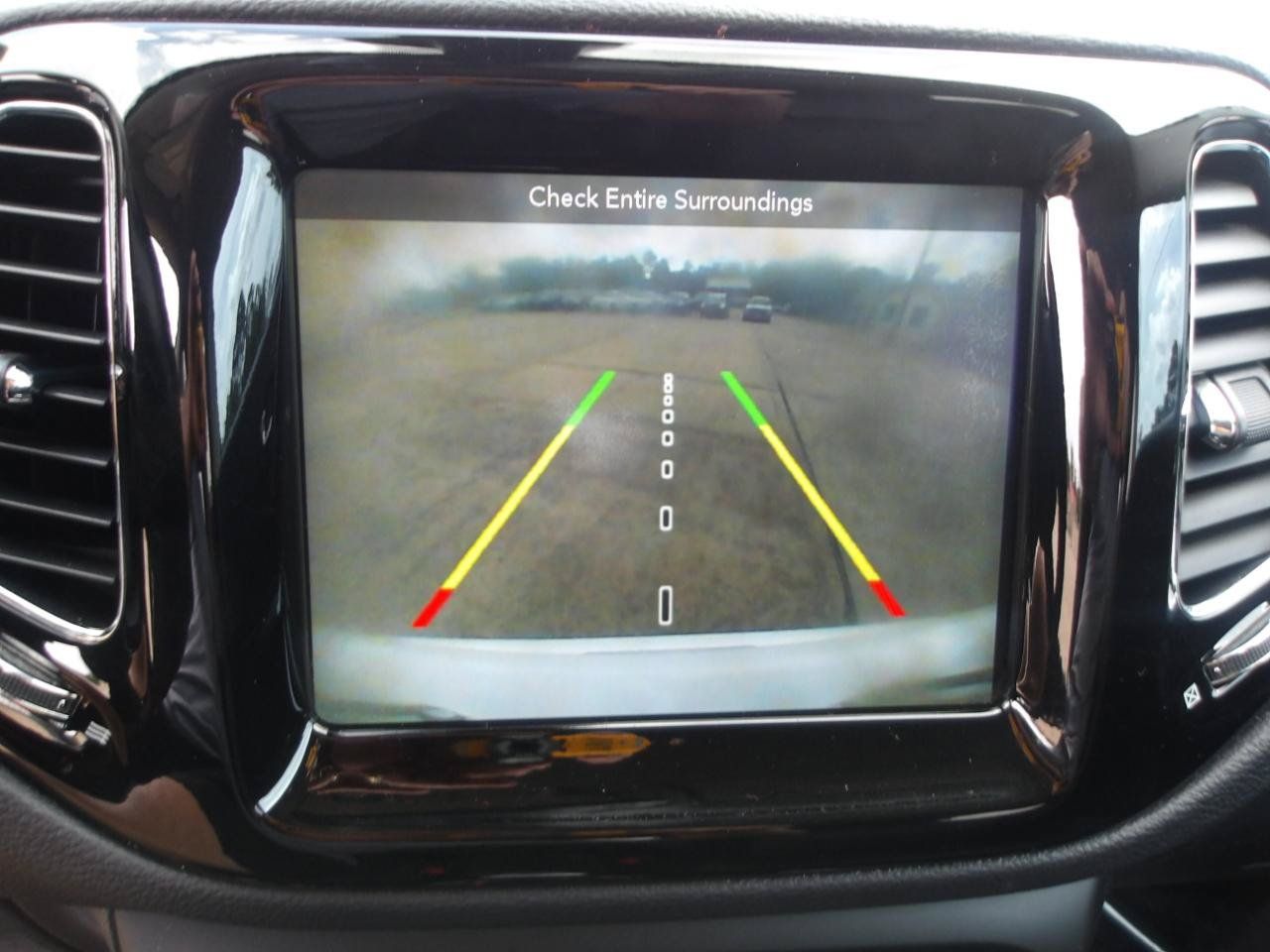 Used 2018 Jeep Compass Limited w/ Navigation Group FWD image 23
