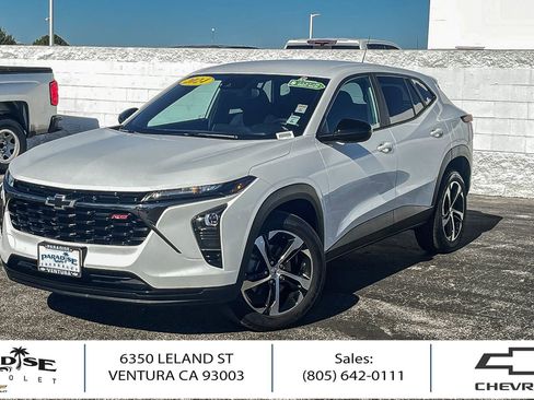 Used 2024 Chevrolet Trax RS w/ Driver Confidence Package image 1