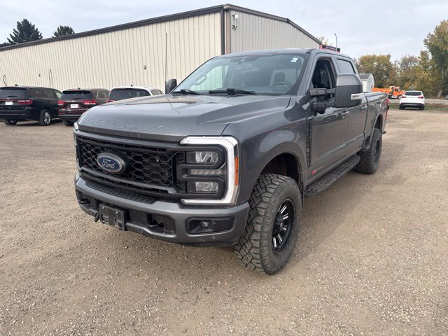 Used 2023 Ford F350 Lariat w/ Lariat Ultimate Package AWD/4WD image 6