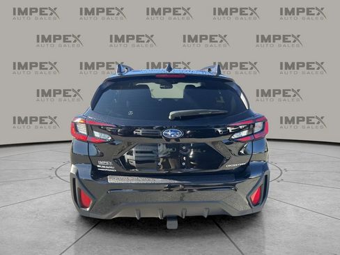 Used 2024 Subaru Crosstrek 2.0i Premium image 4