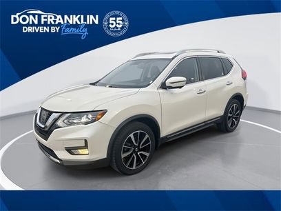 Used 2017 Nissan Rogue SL w/ SL Premium Package