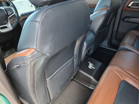 Used 2024 Ford Bronco Outer Banks AWD/4WD image 18