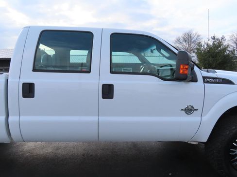 Used 2011 Ford F250 XL w/ PWR Equipment Group image 23