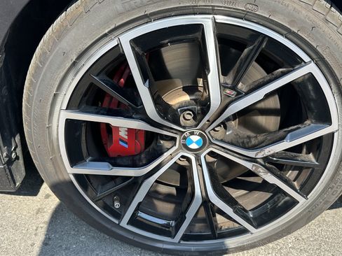 Used 2023 BMW M550i xDrive w/ Executive Package AWD/4WD image 15