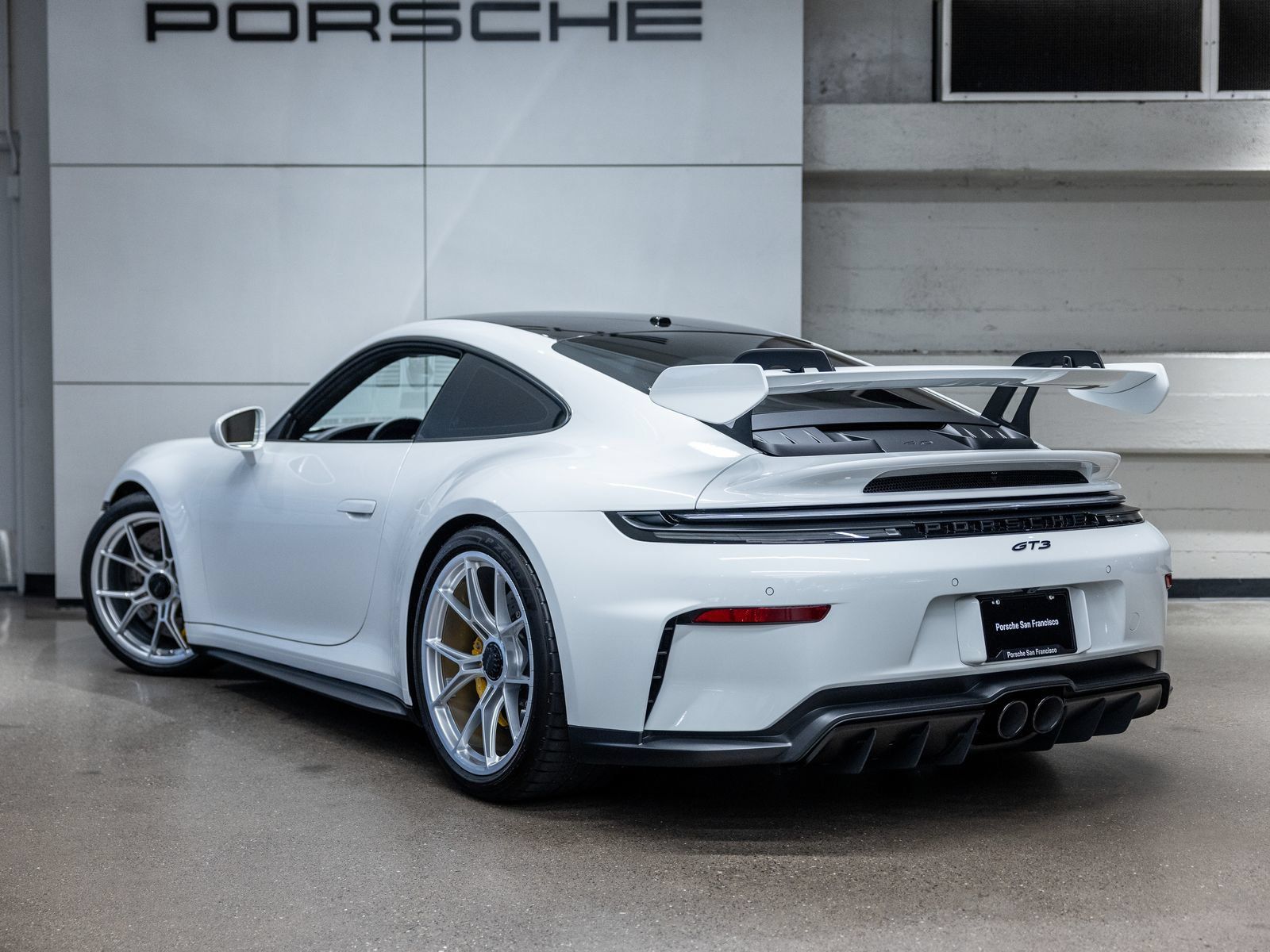 Certified 2026 Porsche 911 GT3 RWD image 3
