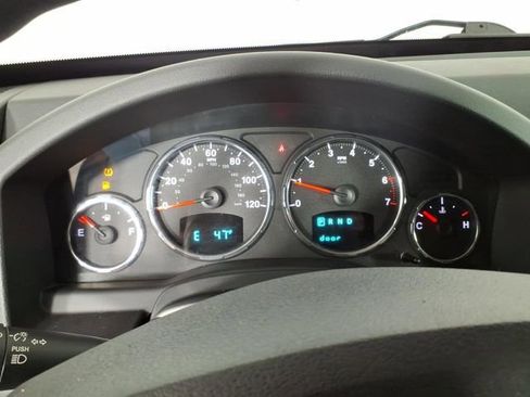Used 2009 Jeep Liberty Sport w/ Popular Equipment Group AWD/4WD image 16