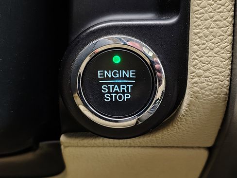 Used 2015 Ford Expedition Limited w/ Equipment Group 301A image 50