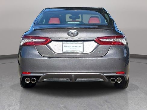 Used 2018 Toyota Camry XSE image 7