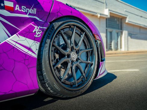 Used 2018 McLaren 720S RWD image 16