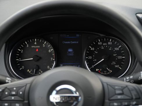Used 2021 Nissan Rogue Sport S FWD image 19