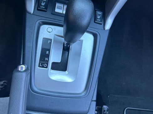 Used 2017 Subaru Forester 2.5i Premium w/ All-Weather Package image 15