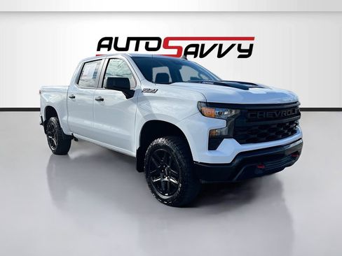Used 2024 Chevrolet Silverado 1500 Custom Trail Boss w/ LPO, Dark Essentials Package AWD/4WD image 1