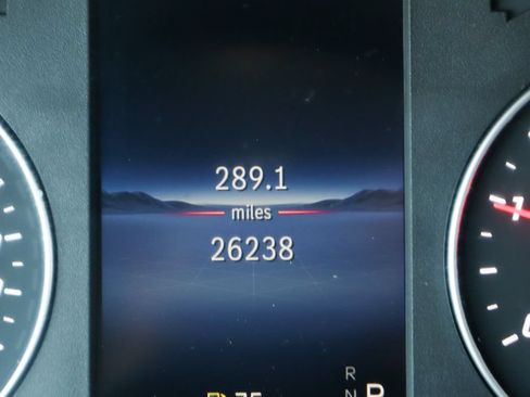 Used 2025 Mercedes-Benz Sprinter 2500 image 25
