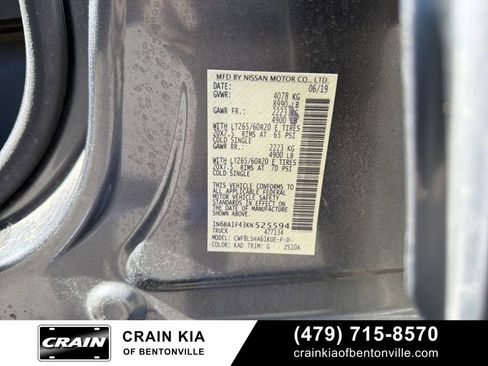 Used 2019 Nissan Titan SV w/ SV Convenience Package image 17