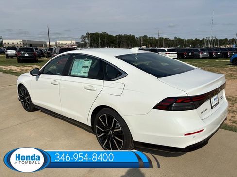 New 2026 Honda Accord Hybrid Touring image 4