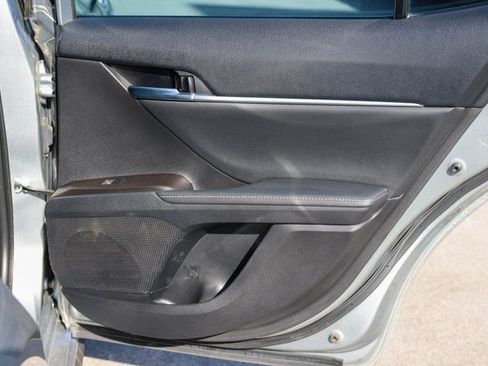 Used 2022 Toyota Camry XSE image 16