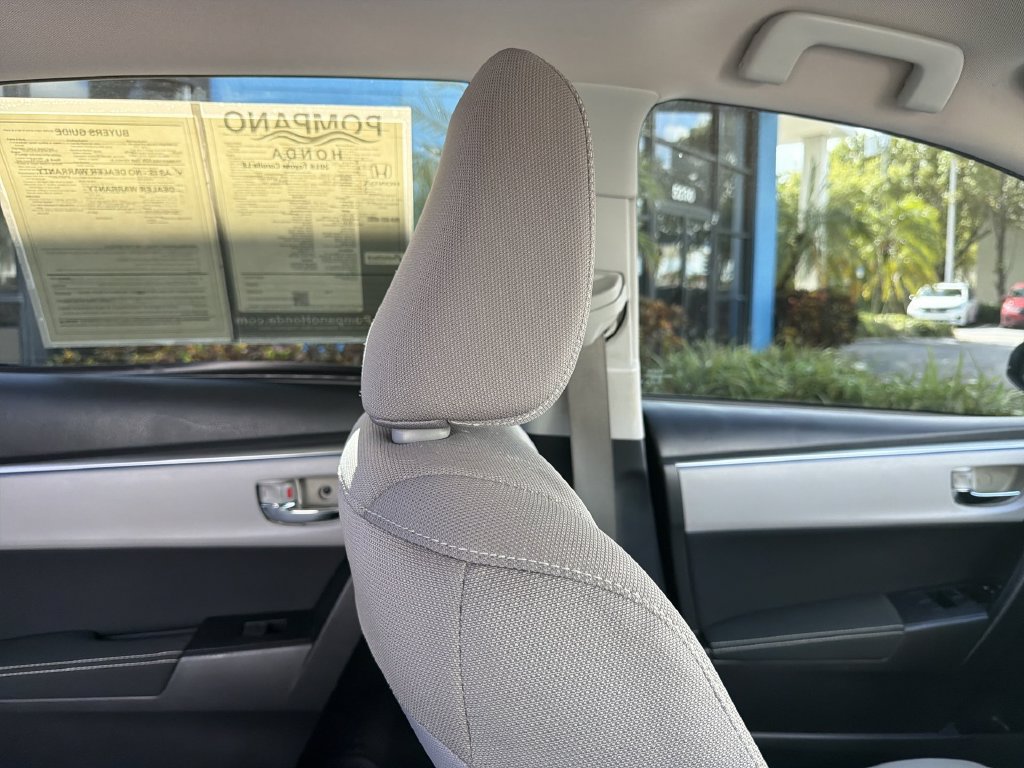 Used 2016 Toyota Corolla LE FWD image 16
