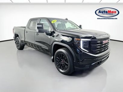 Used 2024 GMC Sierra 1500 Pro w/ Graphite Edition