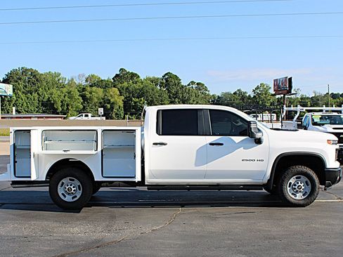 Used 2024 Chevrolet Silverado 2500 W/T w/ WT Fleet Convenience Package AWD/4WD image 11
