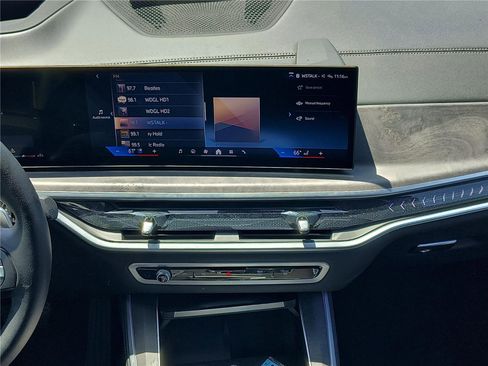 Used 2024 BMW X5 xDrive40i image 21