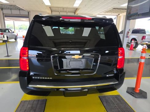 Used 2018 Chevrolet Suburban Premier AWD/4WD image 5