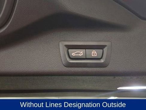 Used 2021 BMW X5 xDrive45e w/ M Sport Package image 18