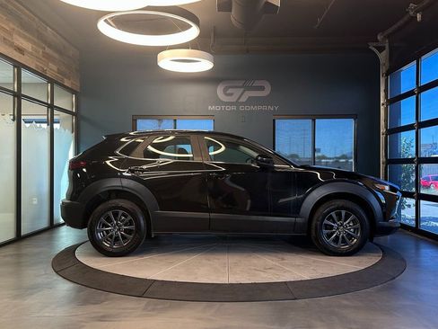 Used 2021 MAZDA CX-30 AWD 2.5 S image 2