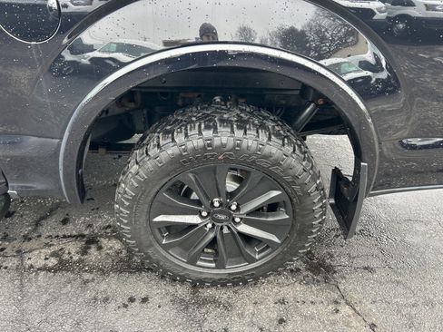 Certified 2019 Ford F150 XLT w/ Equipment Group 302A Luxury image 32