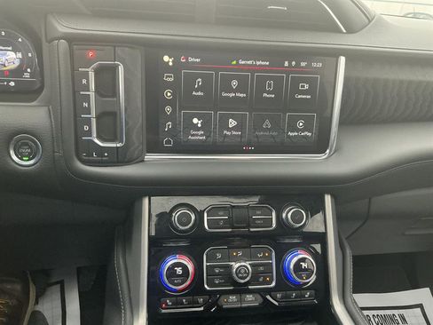 Used 2024 GMC Yukon Denali w/ Advanced Technology Package image 29