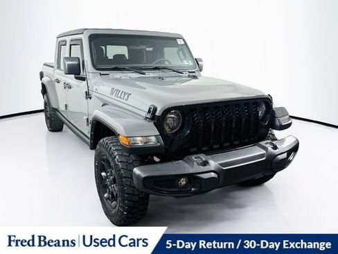 Used 2023 Jeep Gladiator Sport AWD/4WD image 1