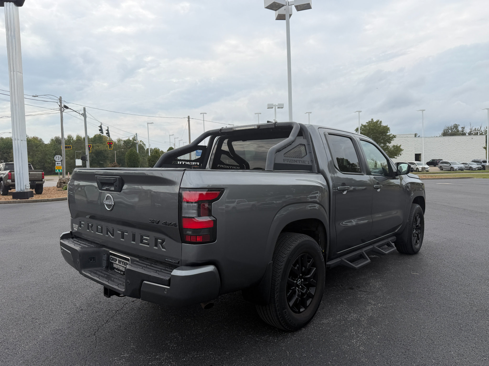 Used 2023 Nissan Frontier SV w/ Midnight Edition Package AWD/4WD image 8