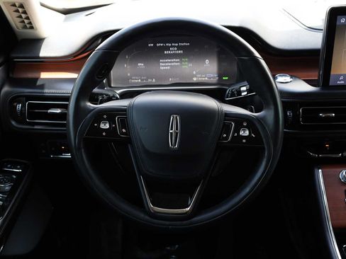 Used 2020 Lincoln Aviator Grand Touring w/ Equipment Group 302A AWD/4WD image 17