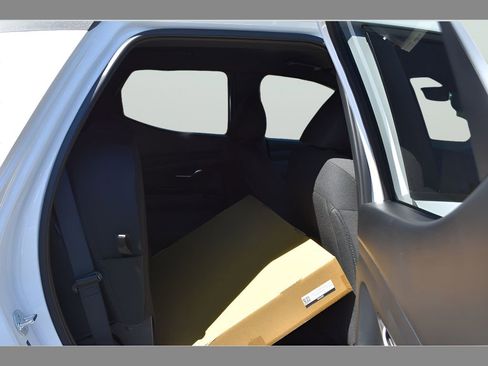 New 2025 Hyundai Santa Cruz SE AWD/4WD image 16