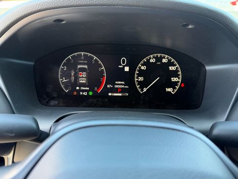 New 2026 Honda HR-V LX image 25