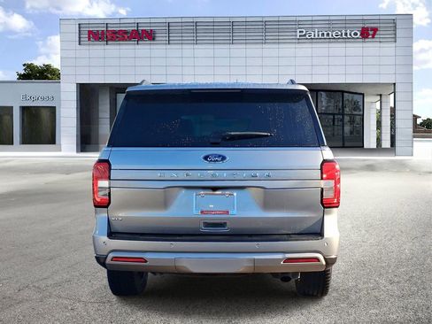 Used 2022 Ford Expedition XLT RWD image 5