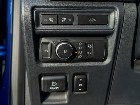 Used 2022 Ford F150 Lariat w/ Equipment Group 502A High image 16